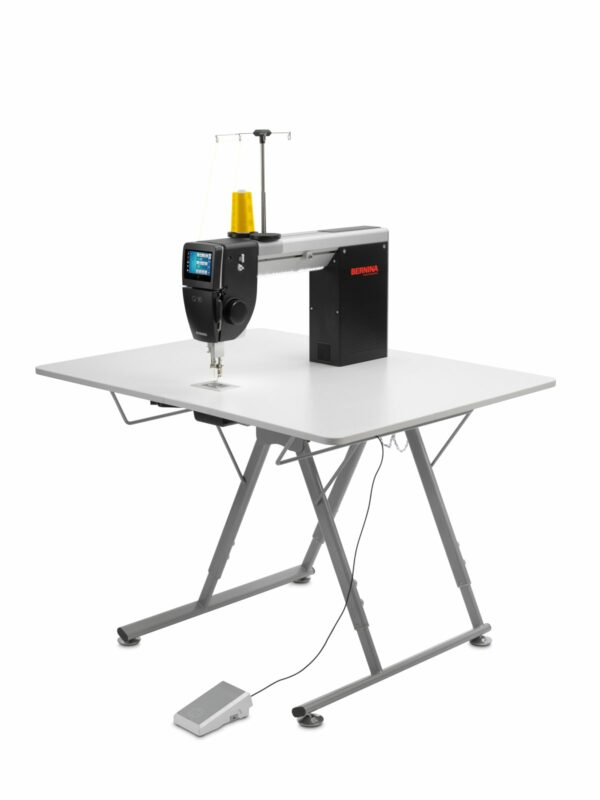 Bernina Q16 W Foldable Table