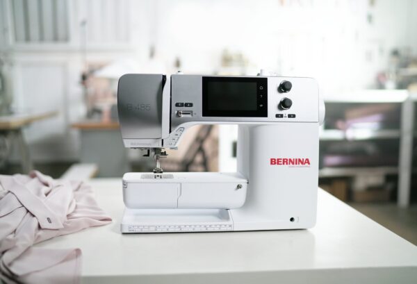 Bernina B485 Sewing and Quilting Machine