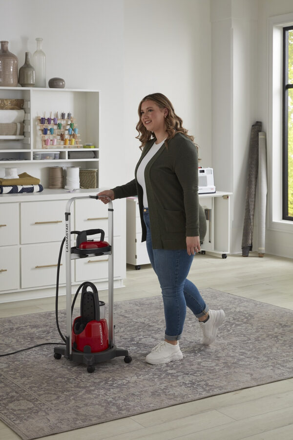 LAURASTAR LIFT ORIGINAL RED STEAM IRON - Image 3